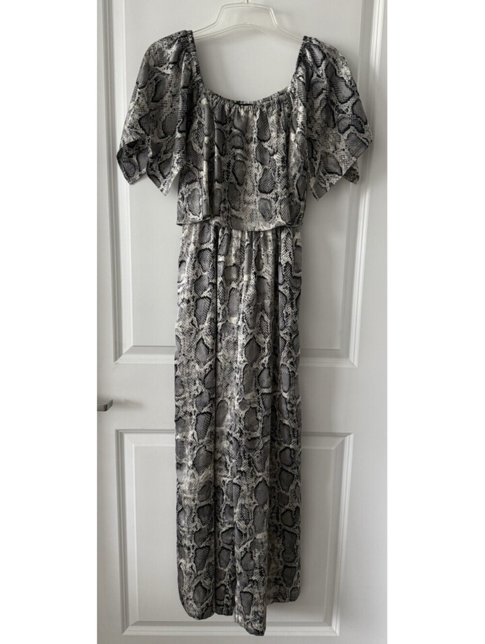 Sugarlips NWT Snake Print Jumpsuit Small Soft Grey Off Shoulder Ruffle Wide Leg